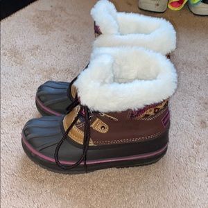 London Fog Snow boots Size 2 and 3